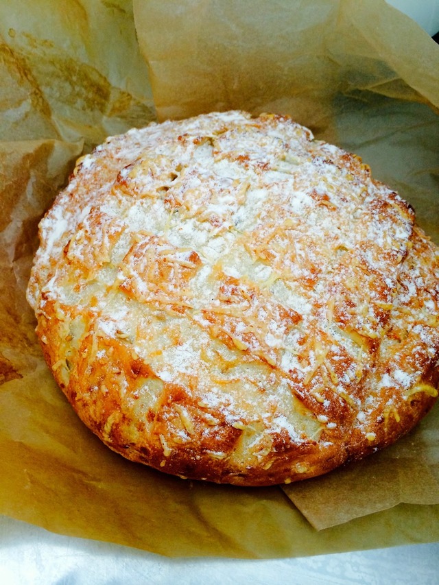 Herkullinen Juustoleipä - Cheese bread