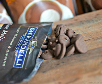 White Chocolate Cocoa Cookie #Recipe and Ghirardelli Giveaway!