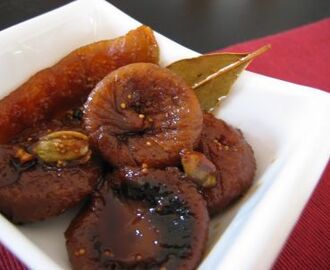 Honeyed figs with yogurt recipes