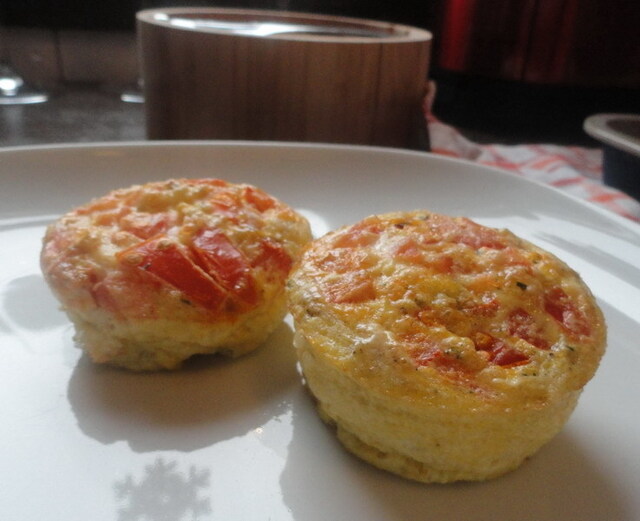 Kolbászos-tojásos muffin reggelire