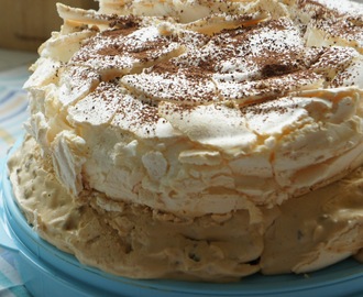 Tort bezowy daquas - dakłas / meringue cake daquas