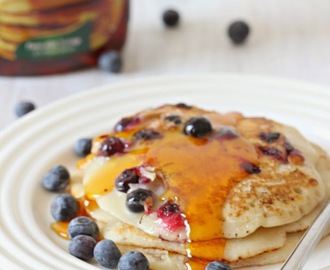 Eggless Blueberry Pancake