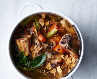 Bone Broth: You're Doing It Wrong (Well, if You Make These Common Mistakes)