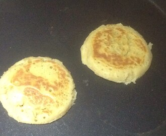 Crumpets and pikelets, savoury and sweet