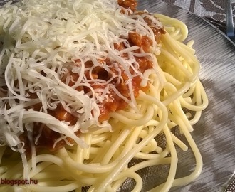 Bolognai spagetti - fehérbor nélkül