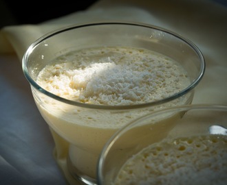 Unsuz, Şekersiz Vanilyalı Muhallebi / Flour and Sugar-free Vanilla Custard