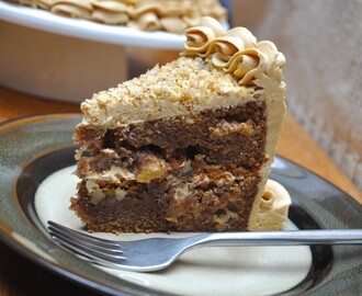 Apple Cake with Biscoff Buttercream