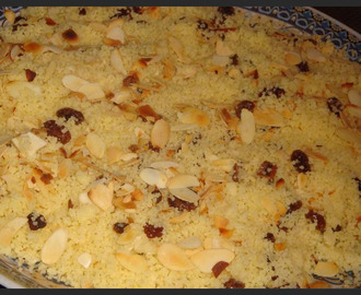 Couscous met rozijnen en amandelen