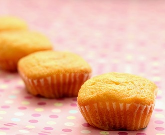 Eggless Vanilla Cupcakes With Flaxseeds, Without Yogurt And Condense Milk