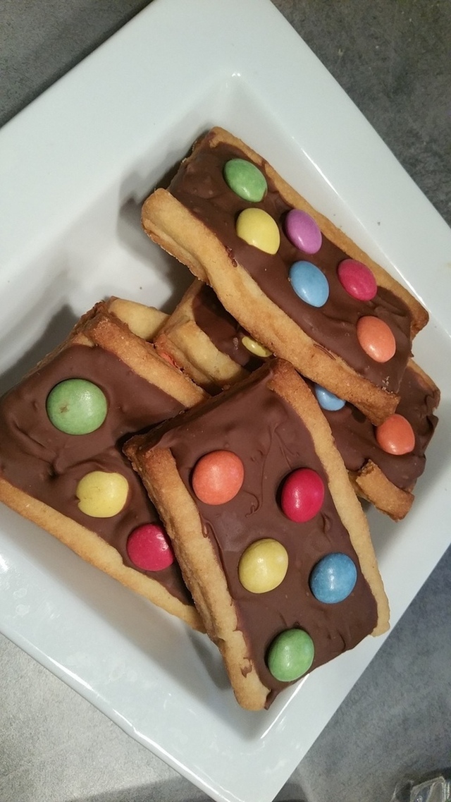 Biscuits croquants aux smarties Thermomix