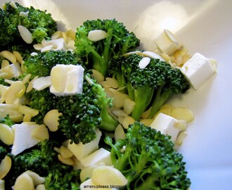 Sałatka z brokułami i serem feta