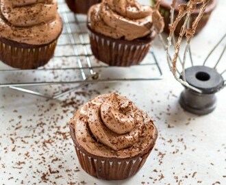 Chocolate Whipped Buttercream Frosting