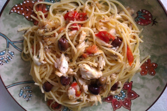 Nikan Nopeat…….maanantain maukas "kaiketon" lounaspasta kalasta: Spaghettia ja meriahventa
