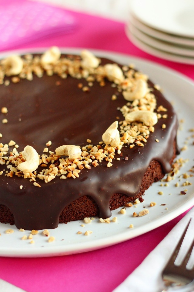 Suklaakakkua pähkinöillä / gluteeniton
