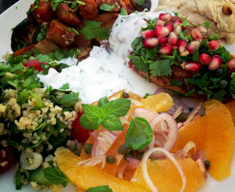 Libanonilainen viikonloppu osa 3: Mausteista kasvispataa, kanaa ja granaattiomenaa