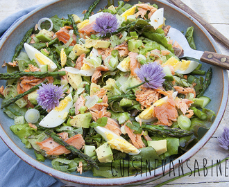 Salade met zalm & groene groenten