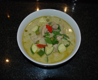 Geang Kiao Wan Kai (Grön curry kyckling)