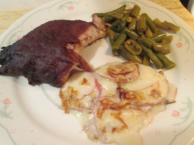 Crock Pot Pork Back Ribs w/ Scalloped Red Potatoes and Green Beans