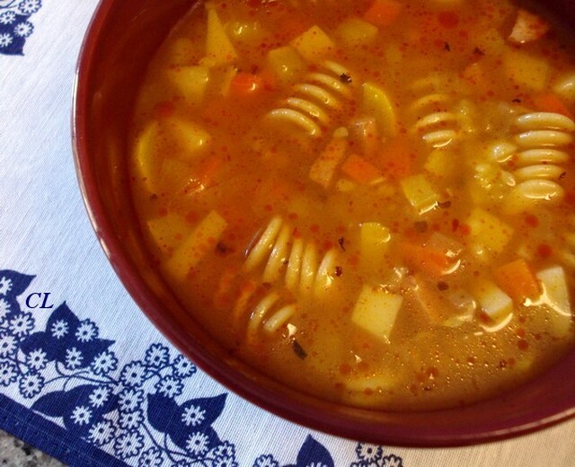 Receita Sopa de Linguiça com Legumes