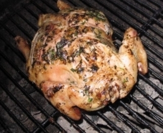 Hel kyckling på grillen á la Pomero