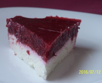 Túrós-meggyes sütés nélküli torta (gluténmentes, IR barát, cukormentes)