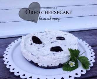 Oreo frozen cheesecake