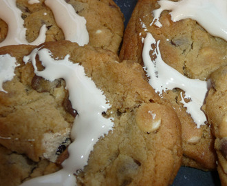 Marshmallow Stuffed Cookies