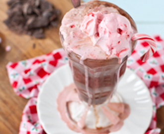Spiked Hot Chocolate Peppermint Ice Cream Floats #SundaySupper