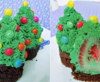 Mini cupcakes natalinos com morangos