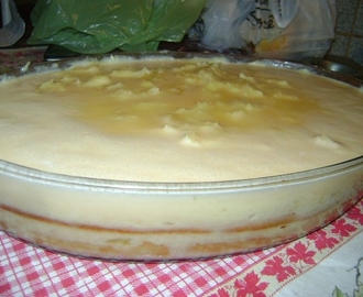 Torta de abacaxi gelada