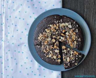 Gâteau au chocolat sans sucre (sans beurre et sans farine)