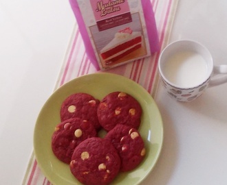 Red velvet koekjes met witte chocolade