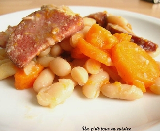 Mijoté de porc et saucisses aux haricots blancs et carottes