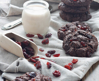 Cookies al cioccolato e mirtilli rossi