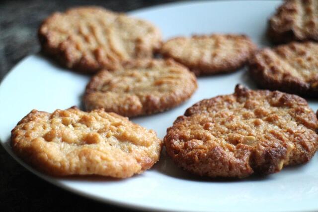Baking: Peanut Butter Cookies
