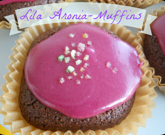 Lila Aroniabeeren-Muffins
