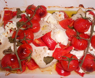 Chicken, goats cheese, tomato and basil tray bake