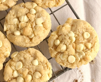 White Chocolate Chip Coconut Cookies