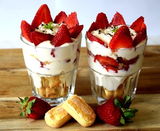 Erdbeer-Dessert im Glas - Erdbeertiramisu