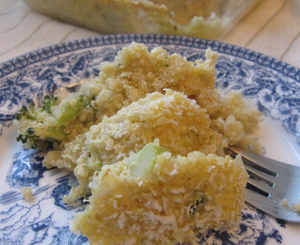 Cheese and Broccoli Quinoa Casserole