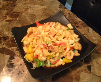 Crab & Shrimp Stir-Fry w/Cabbage, Onions & Peppers