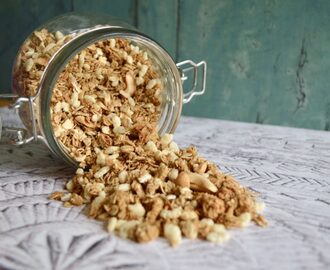 Gluten and Dairy Free Roasted Cashew Nut & Honey Puffed Granola