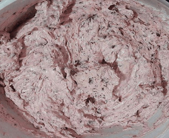 Receita de Recheio Sensação para Bolos, aprenda como fazer um recheio simples e fácil pra seus mais deliciosos bolos.
