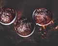 Mocno czekoladowe muffiny, które zawsze się udają! Banalny przepis!