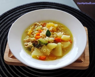 Sopa de legumes e frango fácil