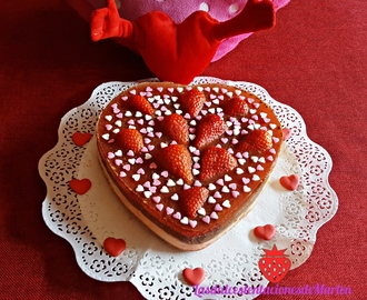 Tarta San Valentin: Queso, Chocolate y Fresas