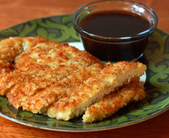Crispy Panko Chicken With Apricot Dipping Sauce