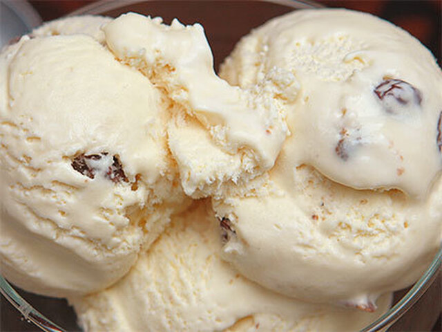 H πιο εύκολη συνταγή για παγωτό με ζαχαρούχο που έχετε δει ποτέ! δοκιμαστετο …