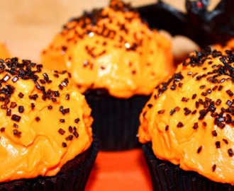 Halloween - Part No. 2: schaurige Cupcakes
