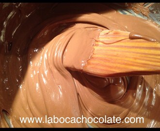 CÓMO HACER BOMBONES DE CHOCOLATE – El temperado del chocolate.